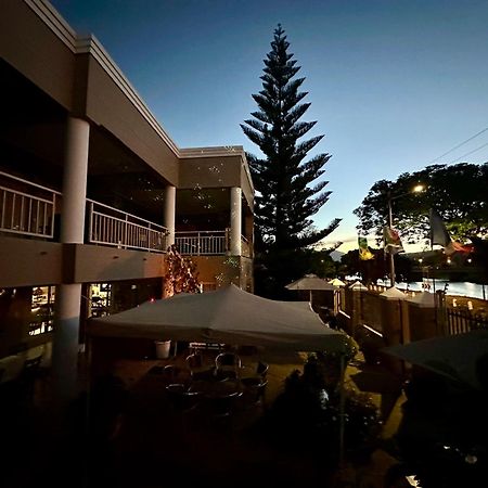 Sunset Boulevard Riverlodge พาร์ล ภายนอก รูปภาพ